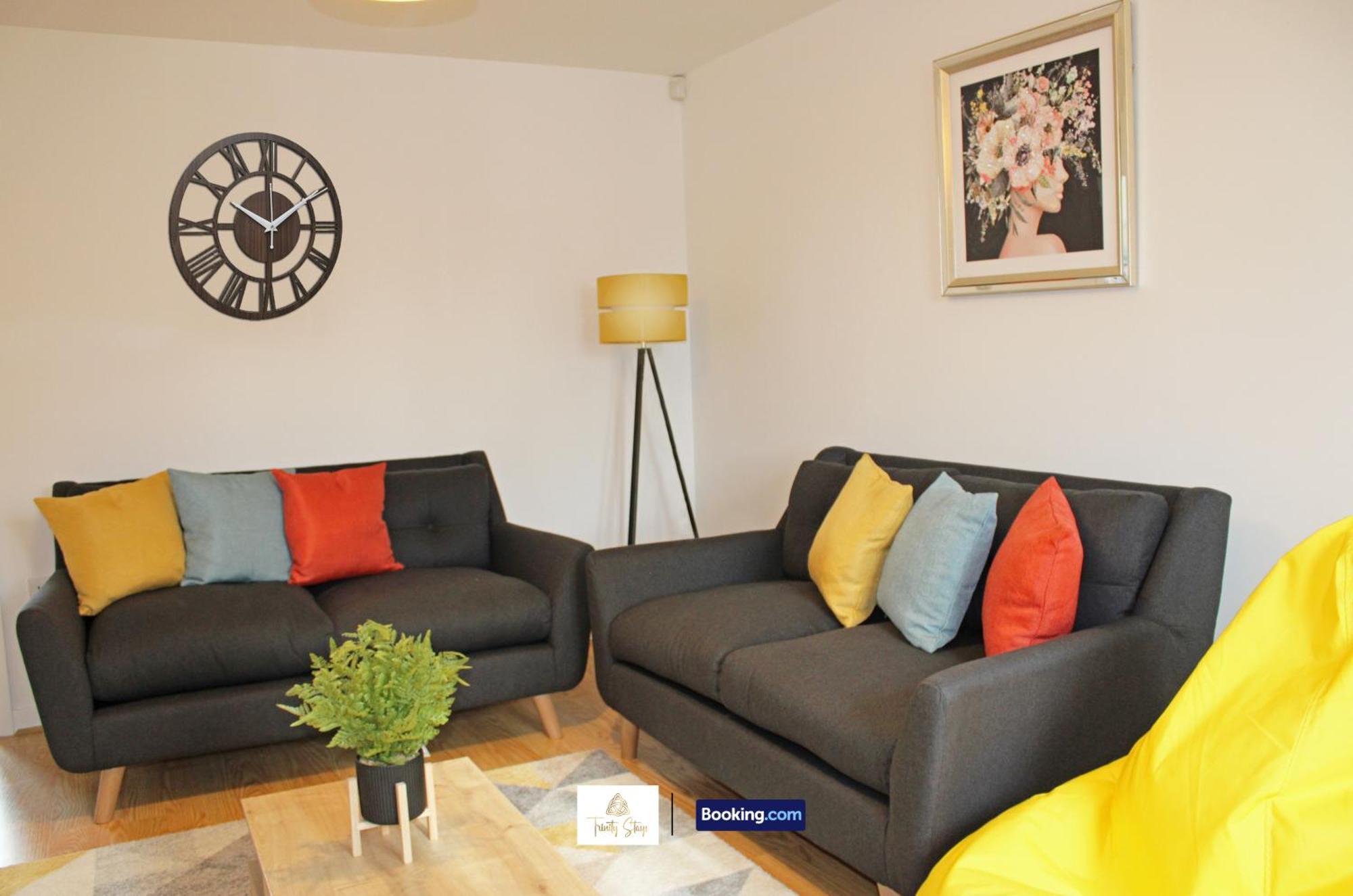 3 Bedroom House By Trinity Stays Short Lets & Serviced Accommodation Cambridge With Free Wifi & Parking Exterior photo